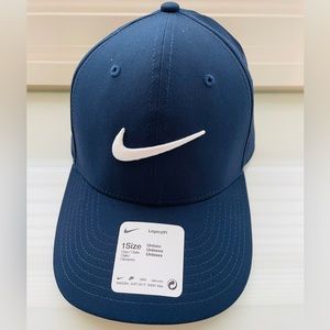 NEW - Nike Adjustable Hat / Cap
